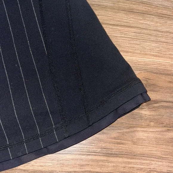 Luluemon active tank - Picture 6 of 14